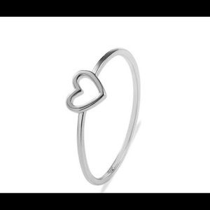 Silver heart ring